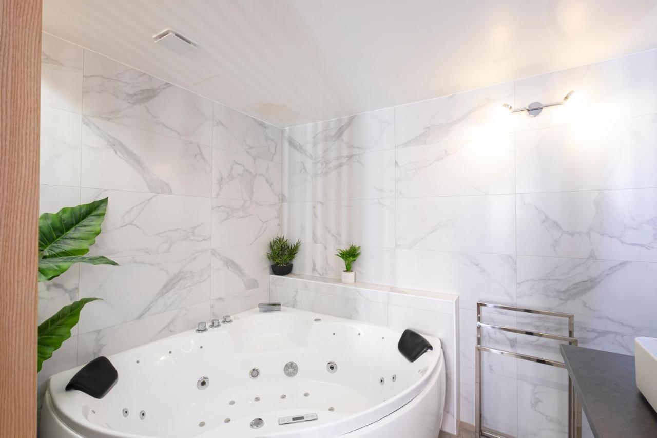 Apartament Petit Cocon Au Centre D'Annecy Zewnętrze zdjęcie